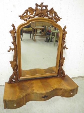 6037 - Zrcadlo na komodu vinna reva konec 19.stoleti   74 x 26 cm V - 95 cm  - 4 900 kc